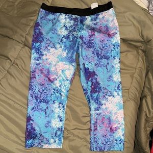 Layer8 crop workout leggings